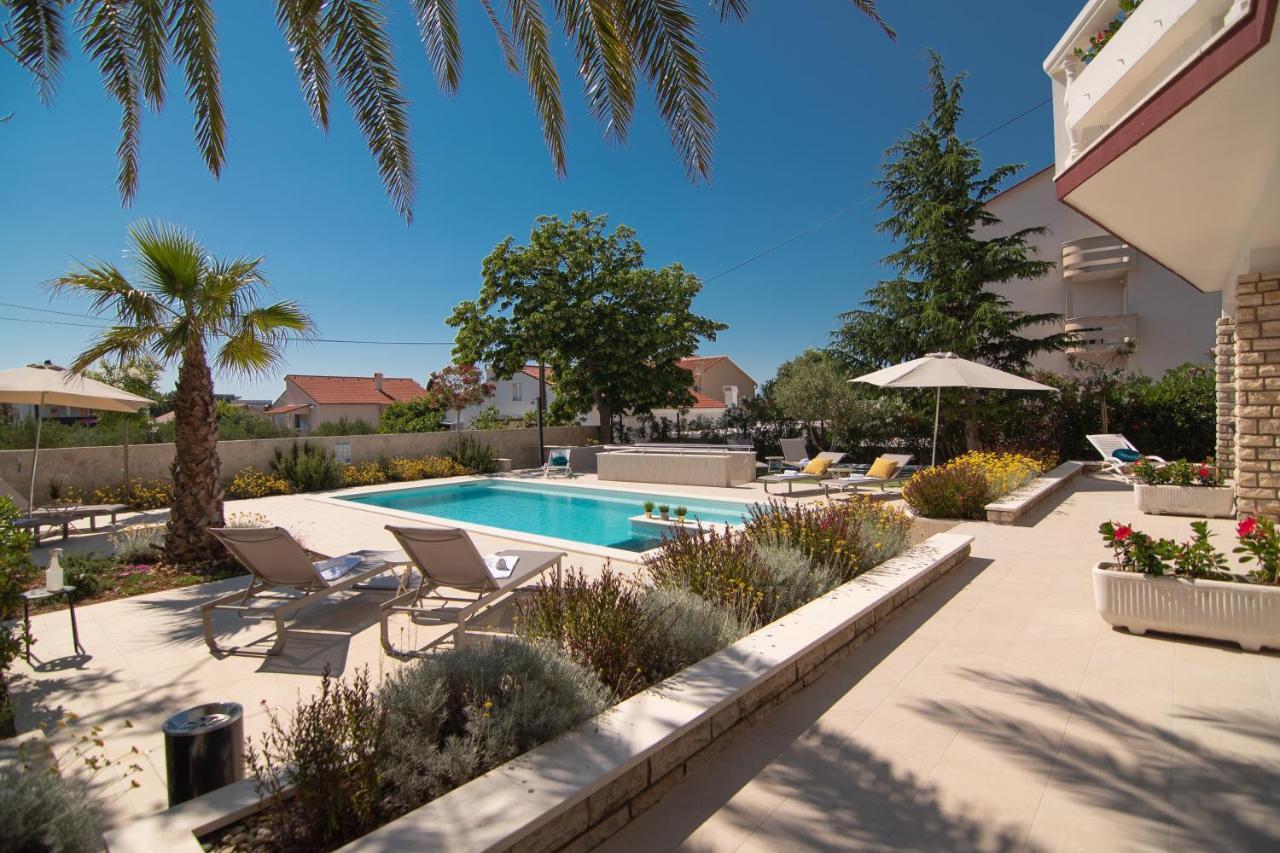 Pool Apartments Galeb โนวาลยา ภายนอก รูปภาพ