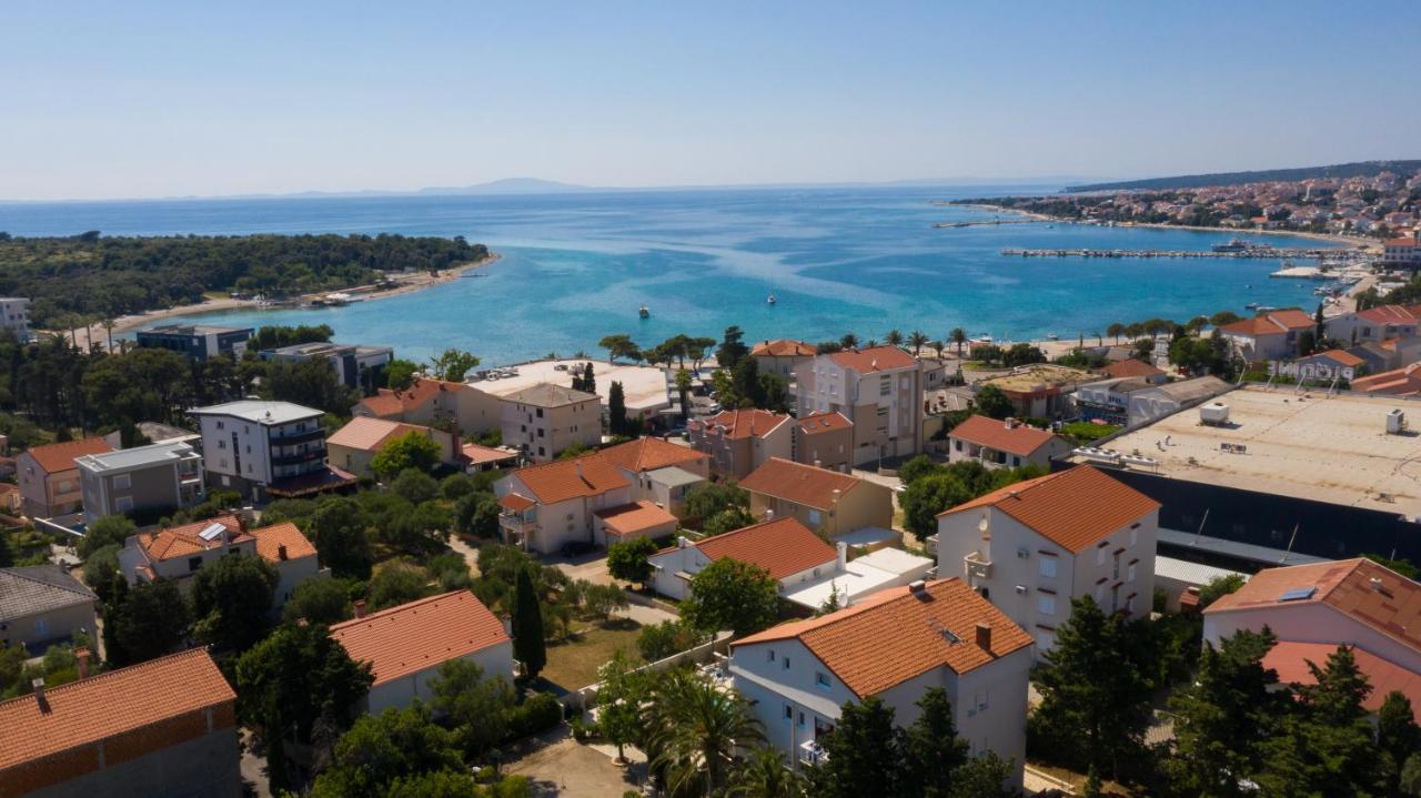 Pool Apartments Galeb โนวาลยา ภายนอก รูปภาพ